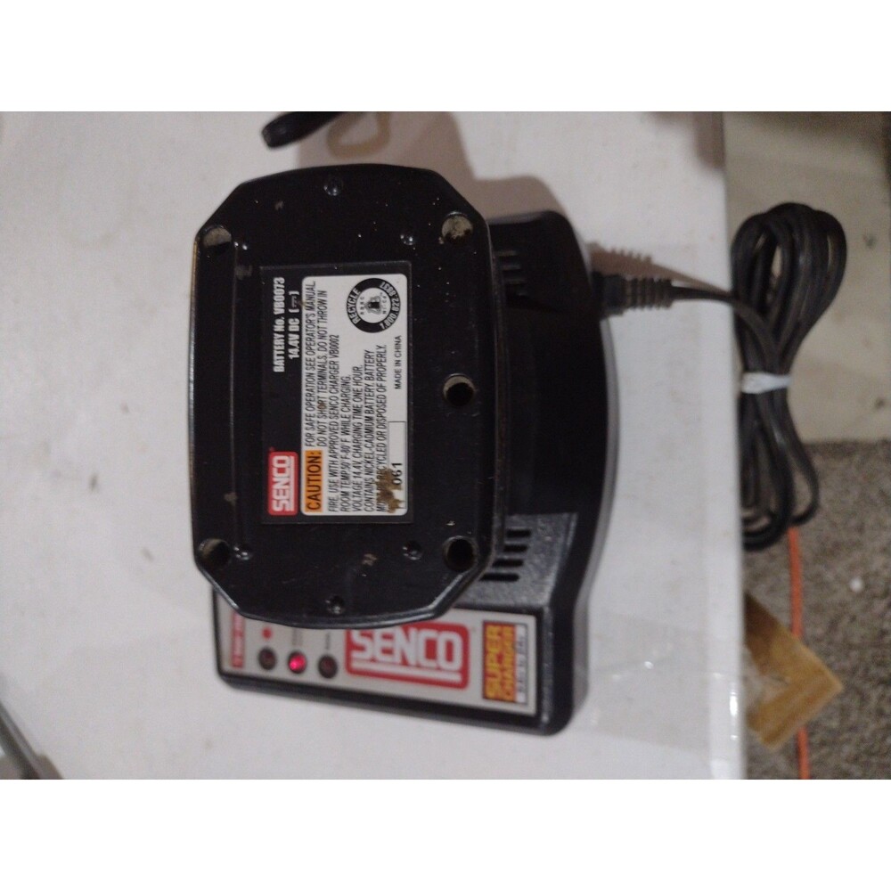 Senco Battery Charger With Battery  V B0073 14.4 V DC Supercharger 9.6 V To 24v